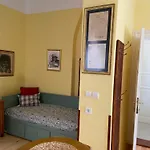 Art Elsor بيت ضيافة بورغاس
