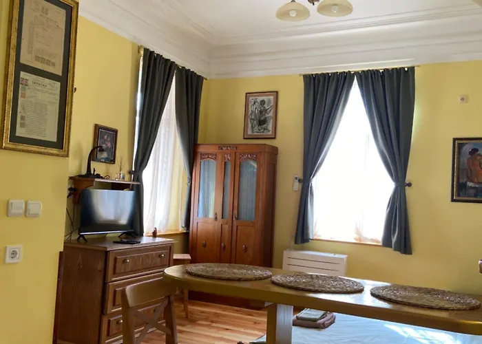 Art Elsor Casa de hóspedes 2*