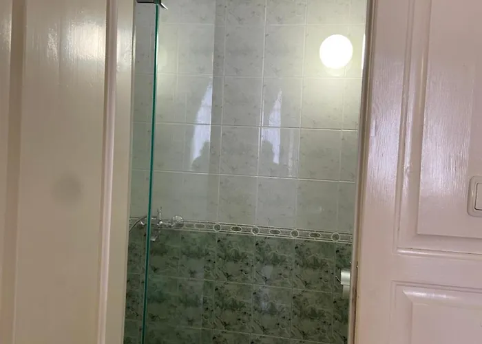 Art Elsor Casa de hóspedes 2*