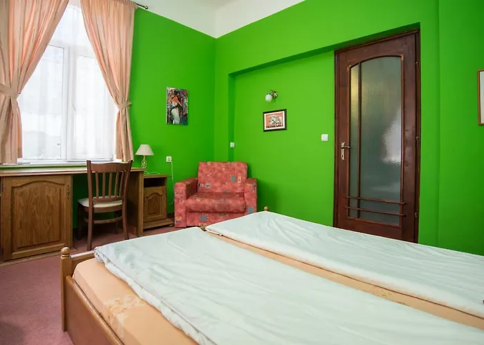 Casa de hóspedes Art Elsor 2*